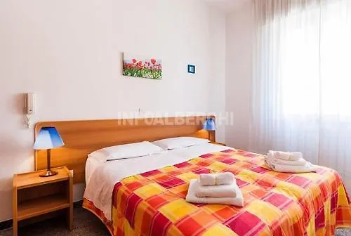 Hotel Franco 3*