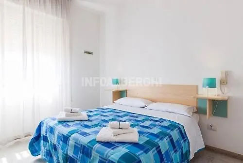 Hotel Franco 3*
